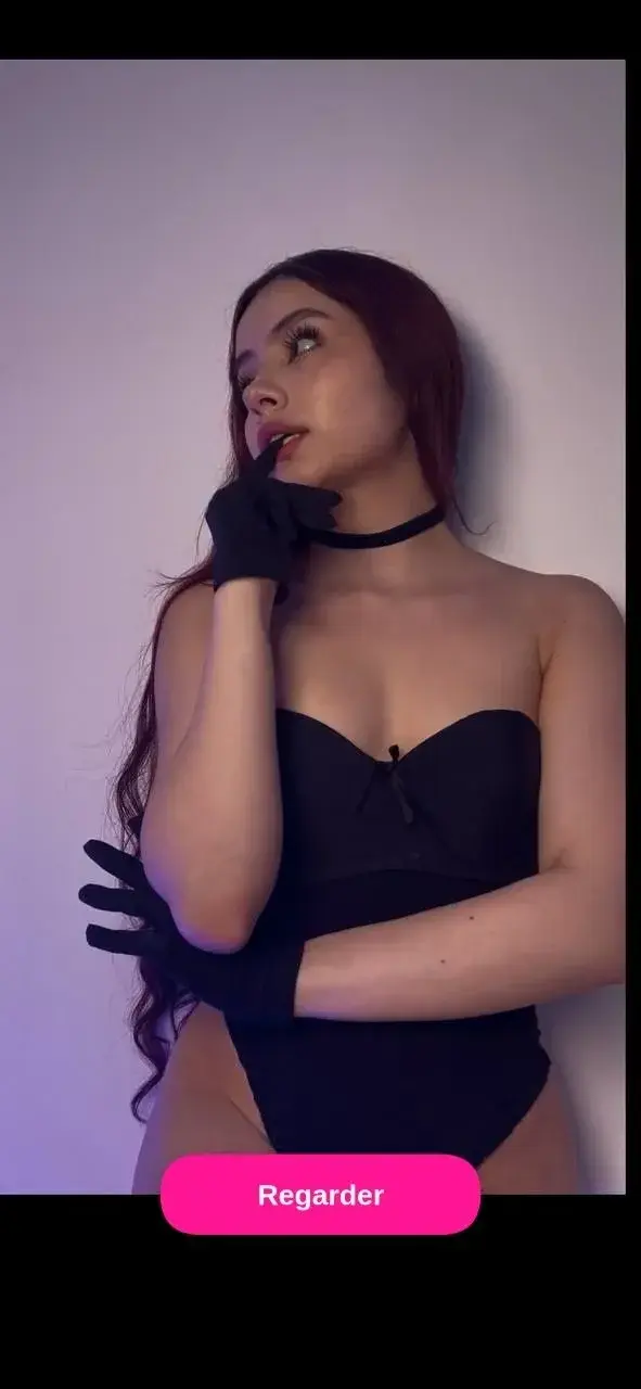 Aperçu public — Emmaviie : « abo gratuit EMMA100, ce que j’ai filmé là… j’hésite à l’envoyer » (MYM) — pas un leak