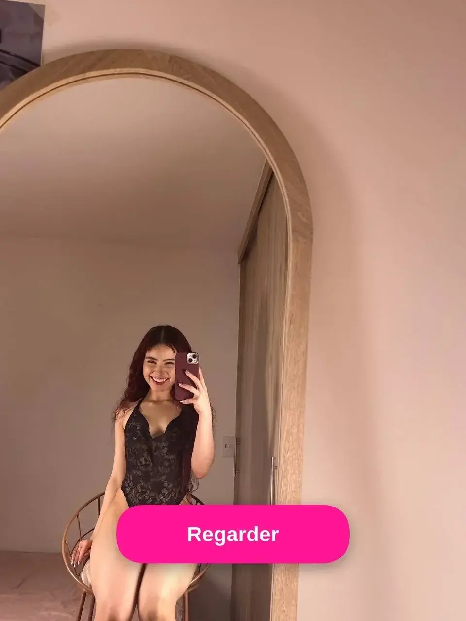 abo 100% gratuit EMMA100, et j’te fais un kado ce soir si tu m’écris