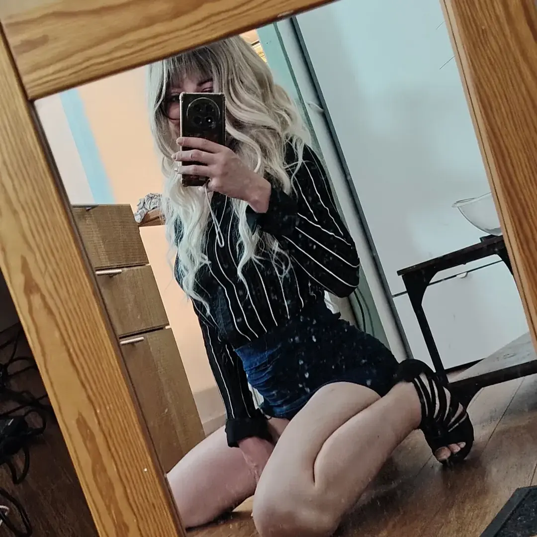 Photo de couverture de Hornyhoney
