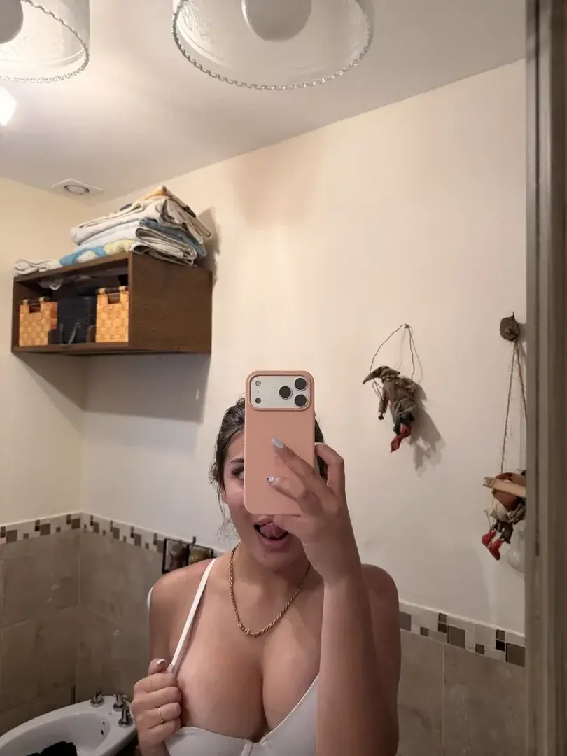 Mon MYM 100% Gratuit ❤️ Je suis chaude et prête pour toi 🥵