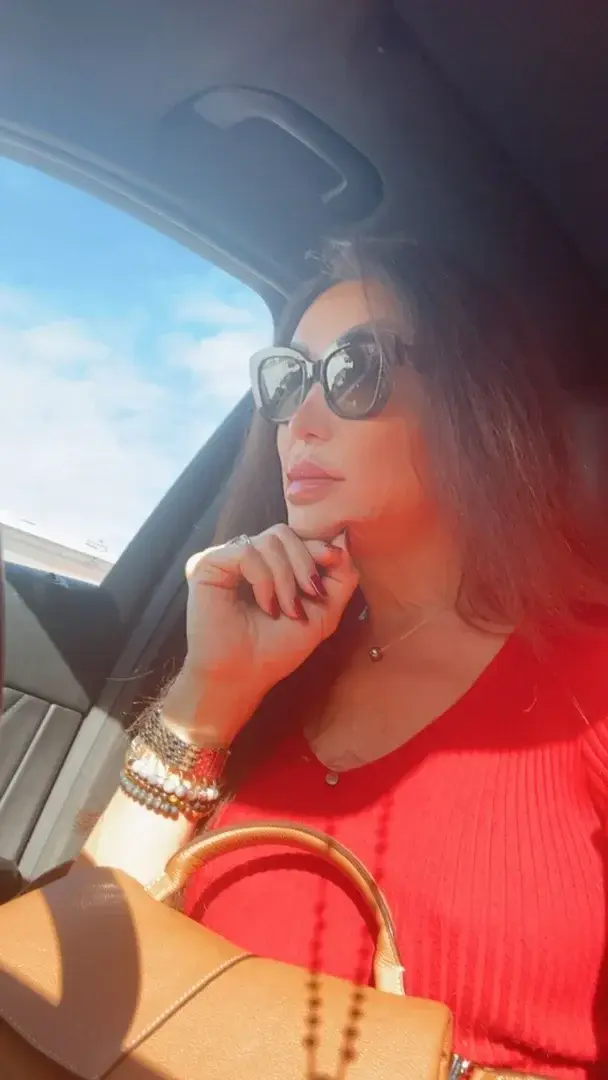 Leak & nude MYM — Sandrabelleelite : « média » (MYM)