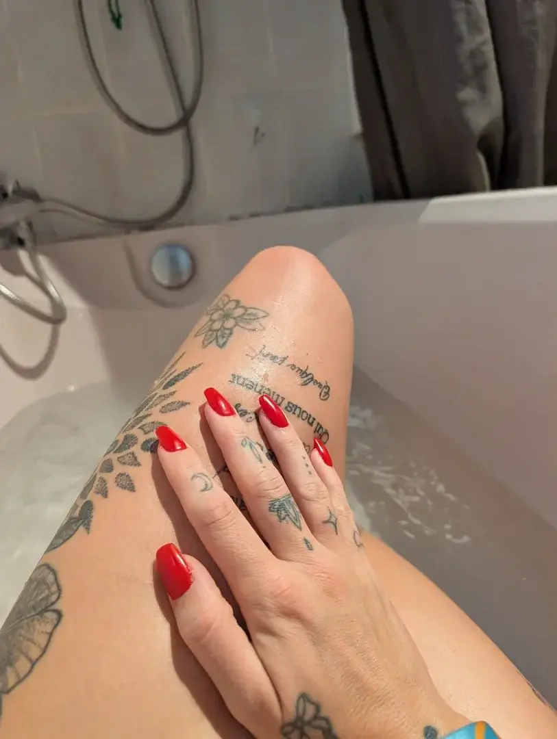 Leak & nude 2 — Gstormy
