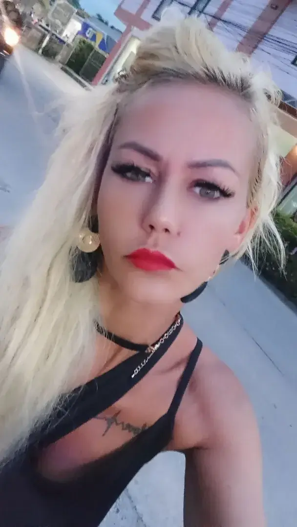 Leak & nude 3 — Julia82