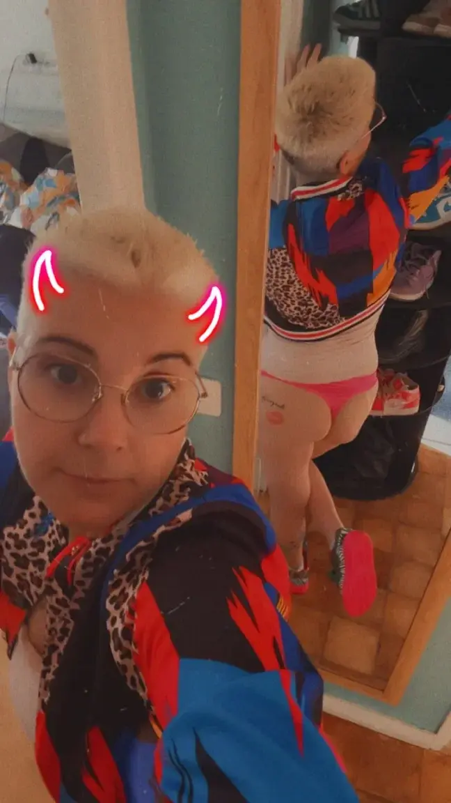 Leak & nude MYM — Maudix : « média » (MYM)
