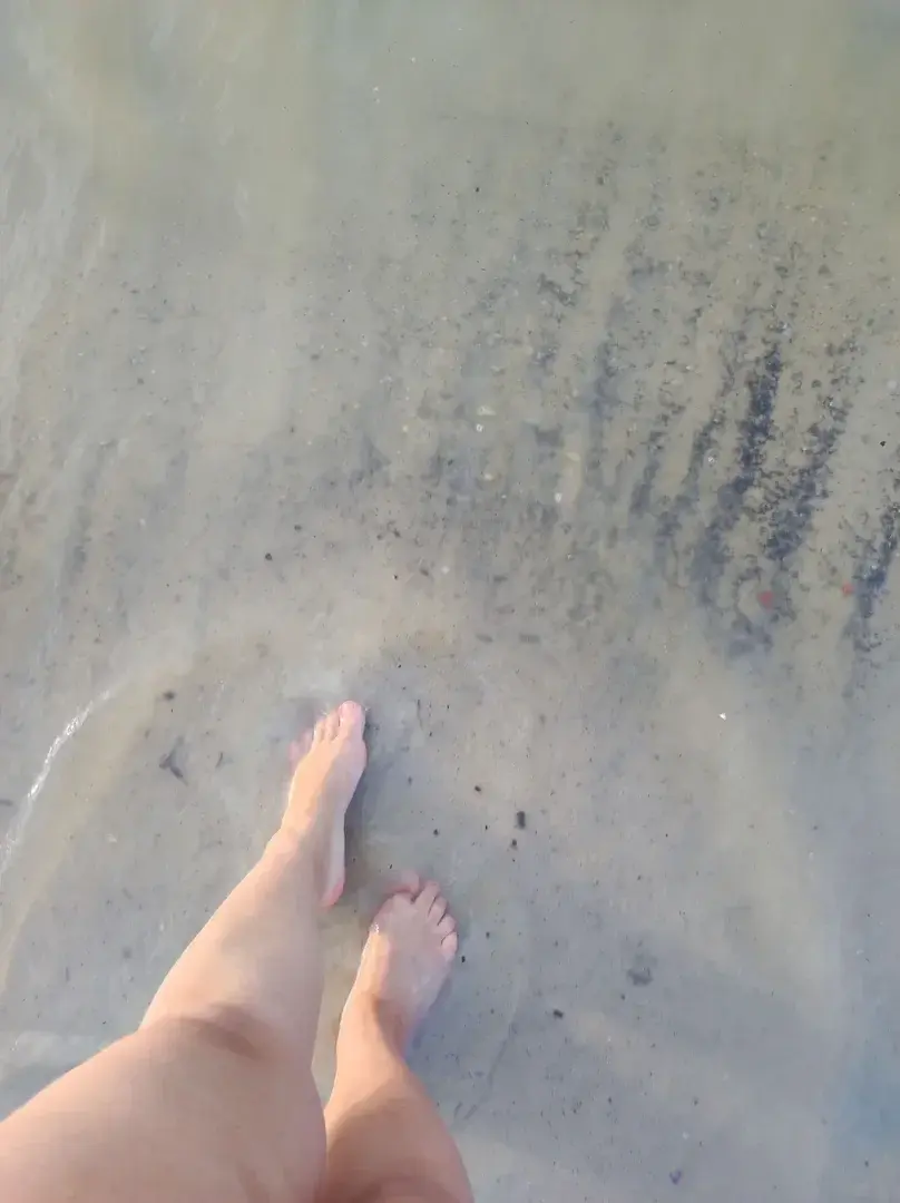 Leak & nude 1 — Fubefeetpiesfans