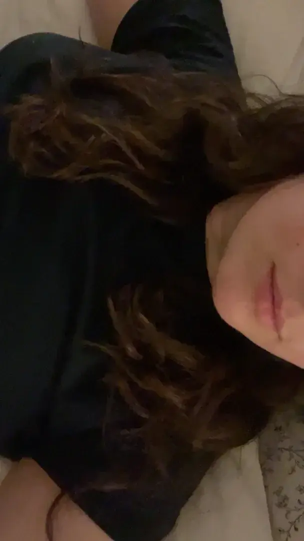 Leak & nude 1 — Juliefeetgoddess