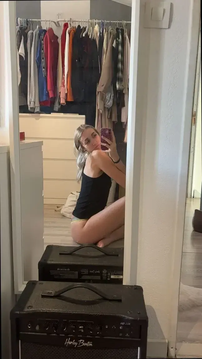 MYM Gratuit - Abonne toi pour kiffer 🤭🎁👇​Ma nouvelle vidéo sexy t'attend 🥰Et likes mes derniers post pour en voir + encore🥵