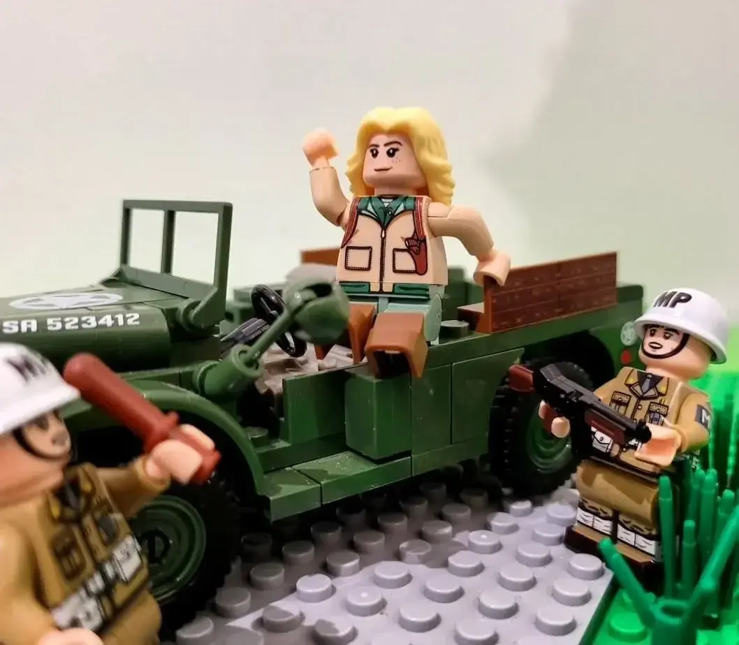 Leak & nude 2 — Bricktemptation