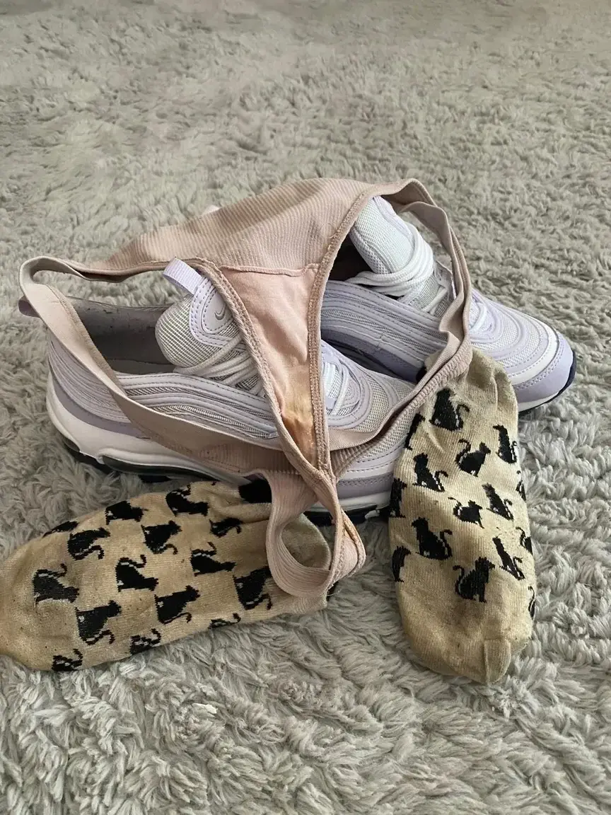 Leak & nude 4 — Deessedespieds82