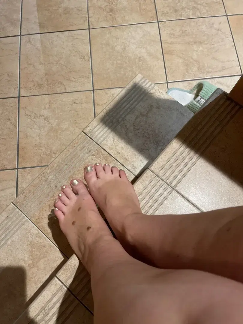 Leak & nude 2 — Foot-loose67