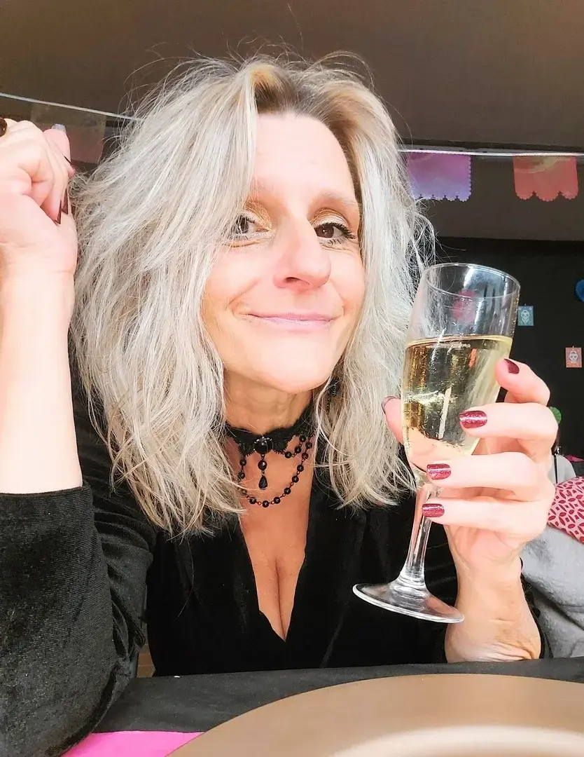 Leak & nude MYM — Milady : « média » (MYM)