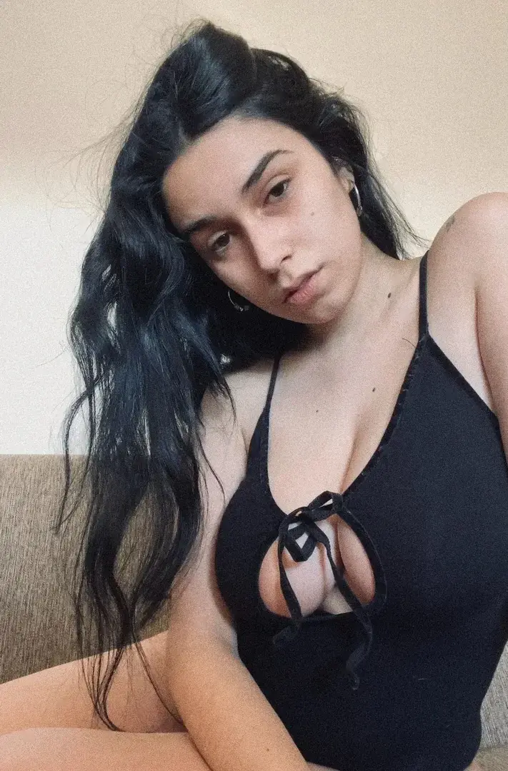Leak & nude 4 — Valenteen