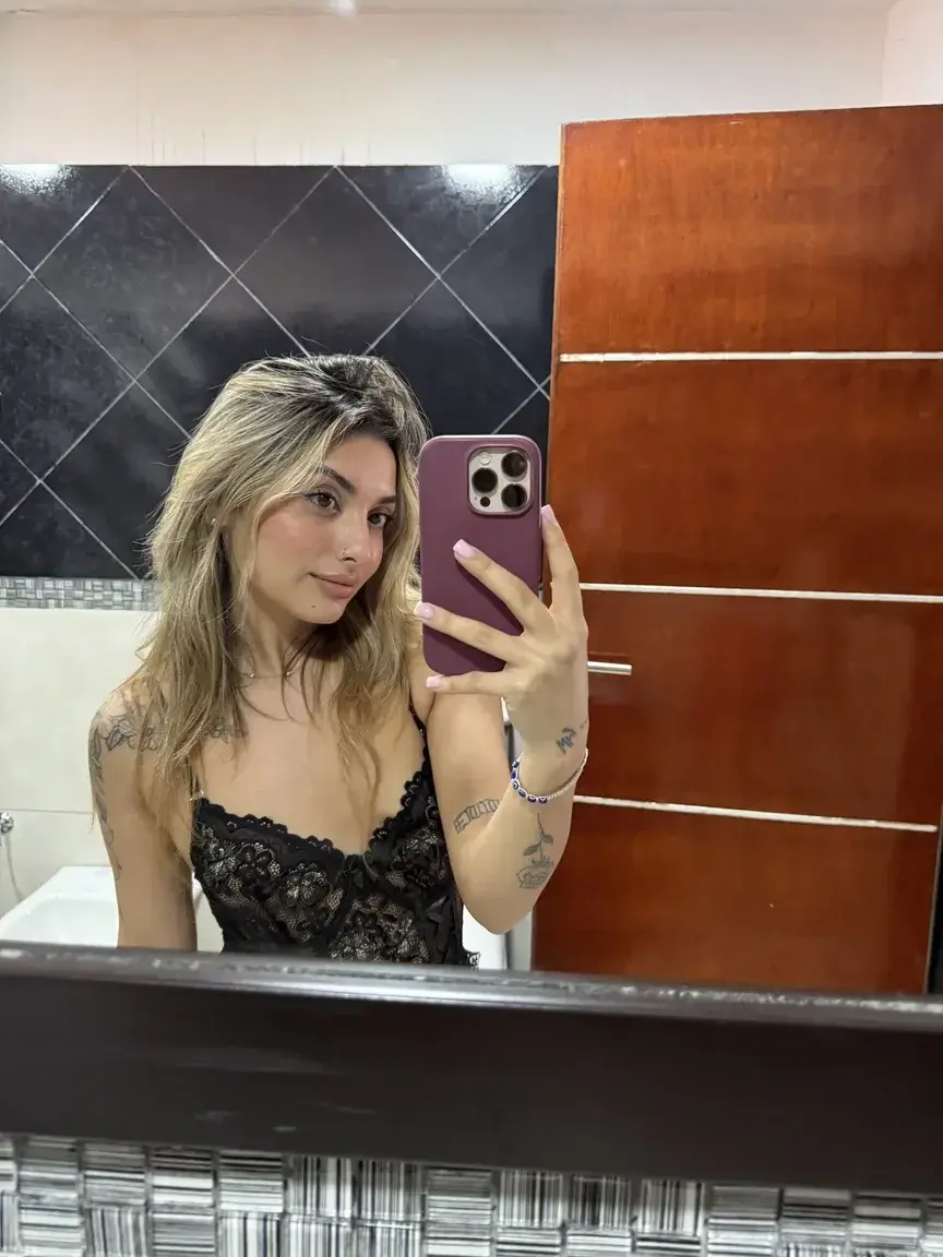 1 C'est gratuit - 2 je suis seule - 3 viens ! 😻