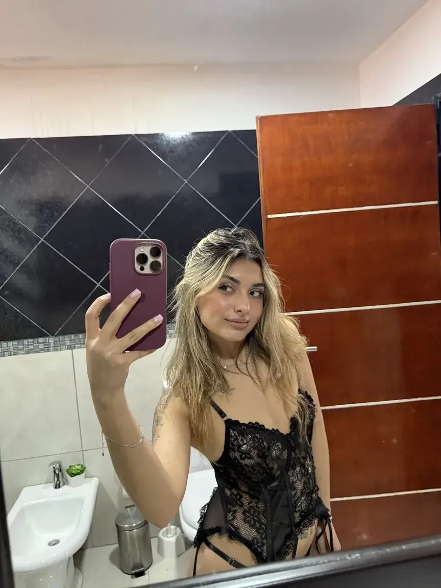 1 C'est gratuit - 2 je suis seule - 3 viens ! 😻