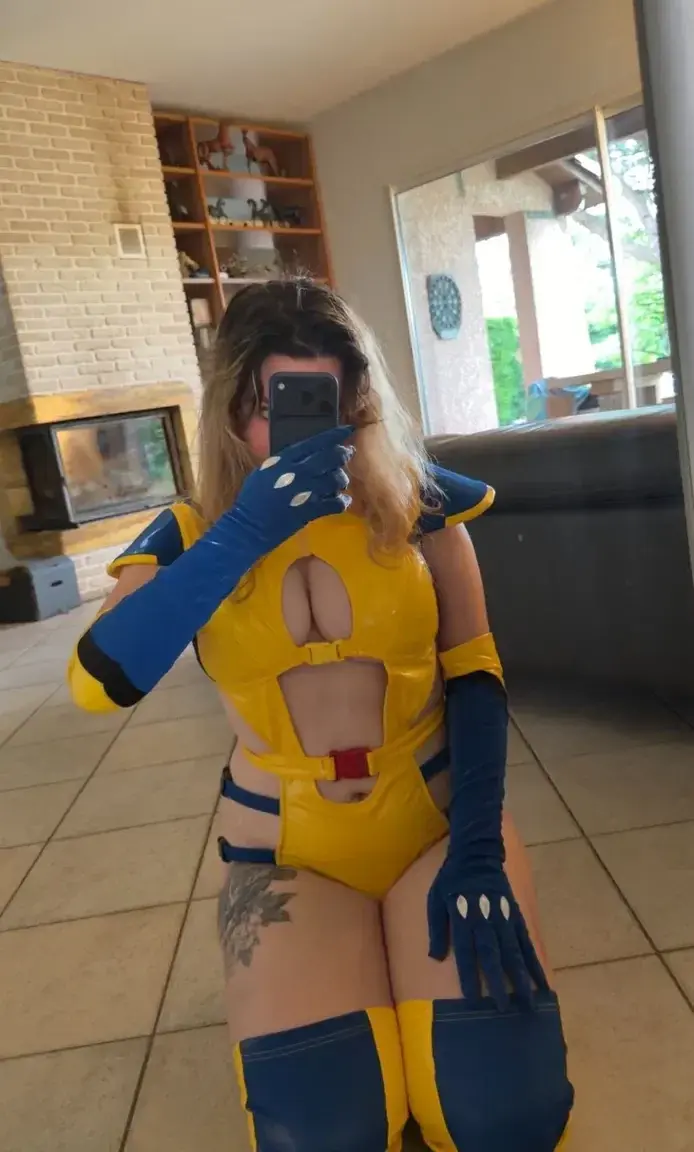 Leak & nude MYM — elisa_la-libertine-pornoanalhard : « J’aime casser les codes 🔥Shooting entier et sans censure sur le feed 🌶️🤭! Petit piment très chaud 🥵 » (MYM)