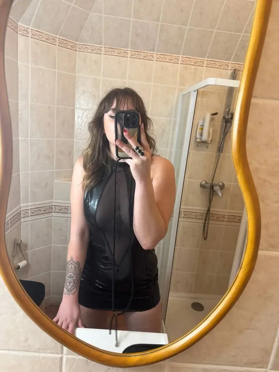 Aperçu public — Elisadrd : « Abonnement 100% gratuit O€, aucun code 🙈#brunette #mignonne #porn » (MYM) — pas un leak