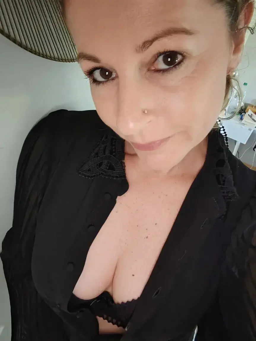 Leak & nude 1 — Labrunepetillante