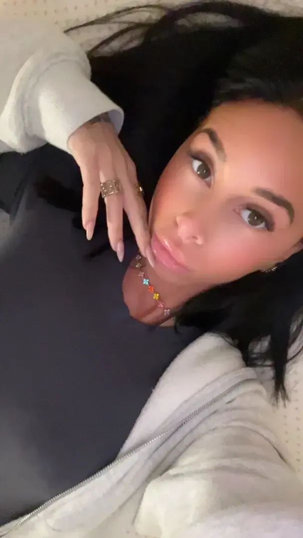 Leak public de Nonomv — « Abonnement gratuit pour 24h 😘😈#young #seins » (nude) sur MYM