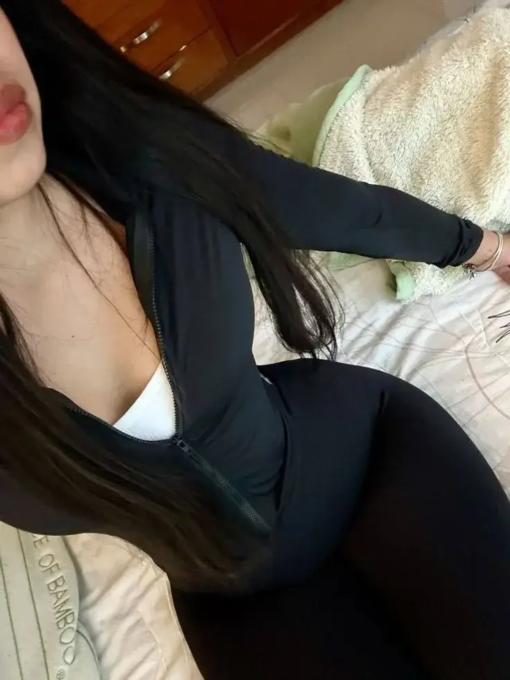 Leak public de Ilonaa — « Abo GRATUIT 0€ sans code 👅 #bigboobs #SaintValentinMYM » (nude) sur MYM