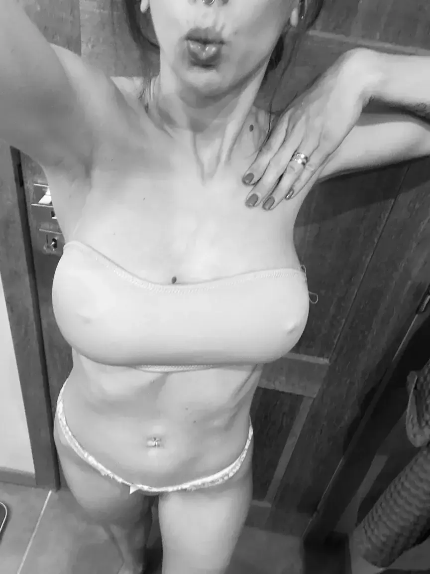 Leak & nude 21 — Bichettesecrete