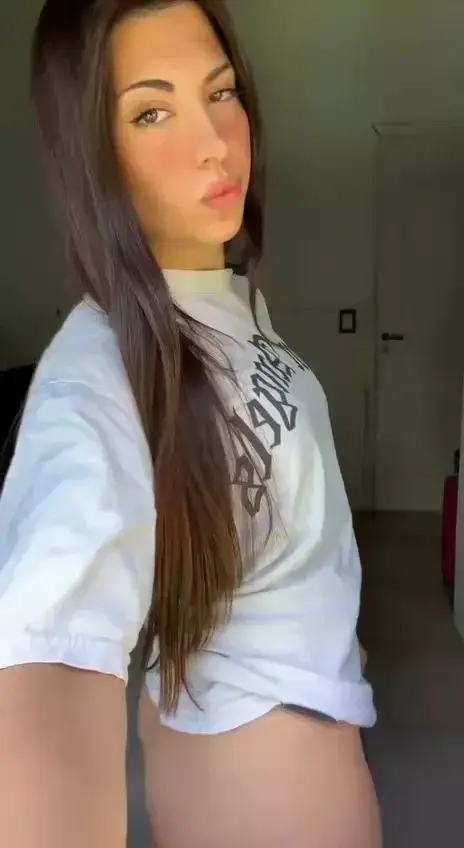 Viens me parler j’ai envie de m’amuser 😍😘