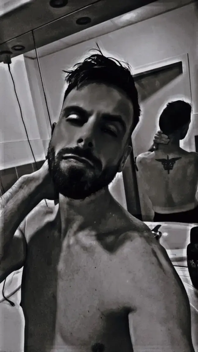 Leak & nude 1 — soldiersexy