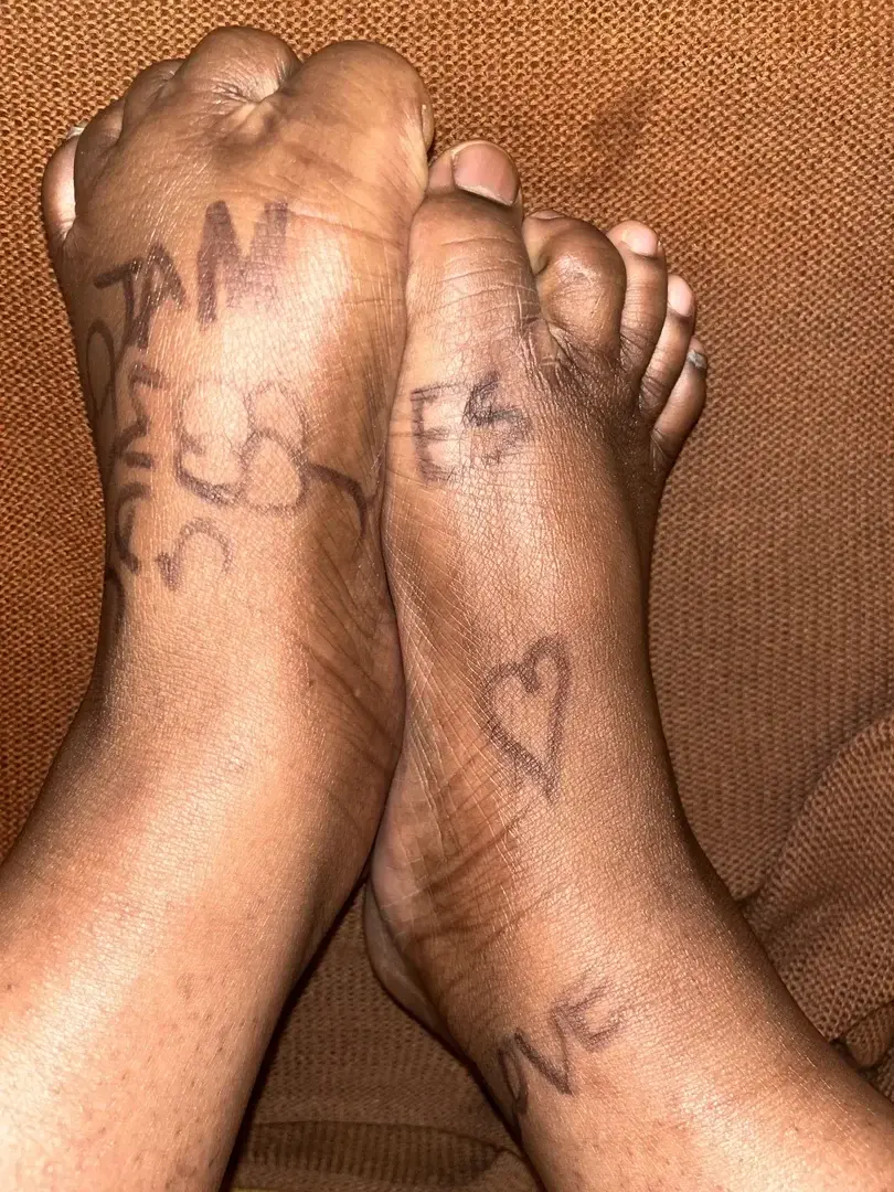 Leak & nude 9 — Black__feet