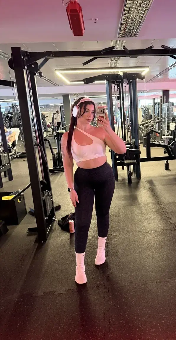 Leak & nude 13 — Saaphiraaaaa