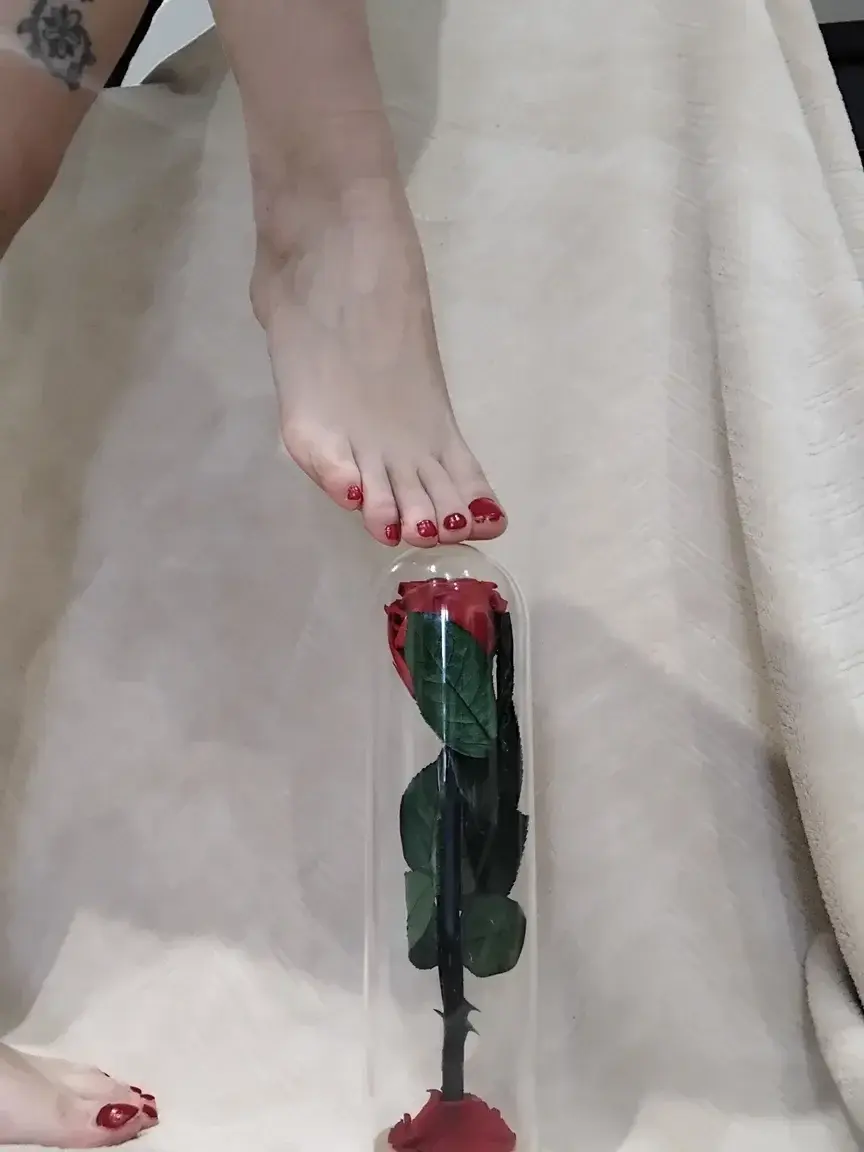 Leak & nude 6 — Joliepieds62