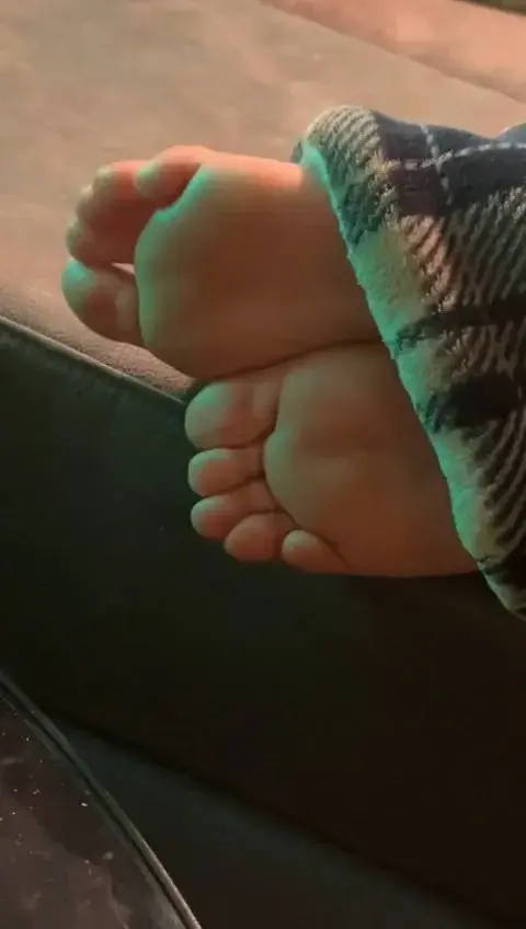 Leak & nude 2 — Feetfrenchperfection