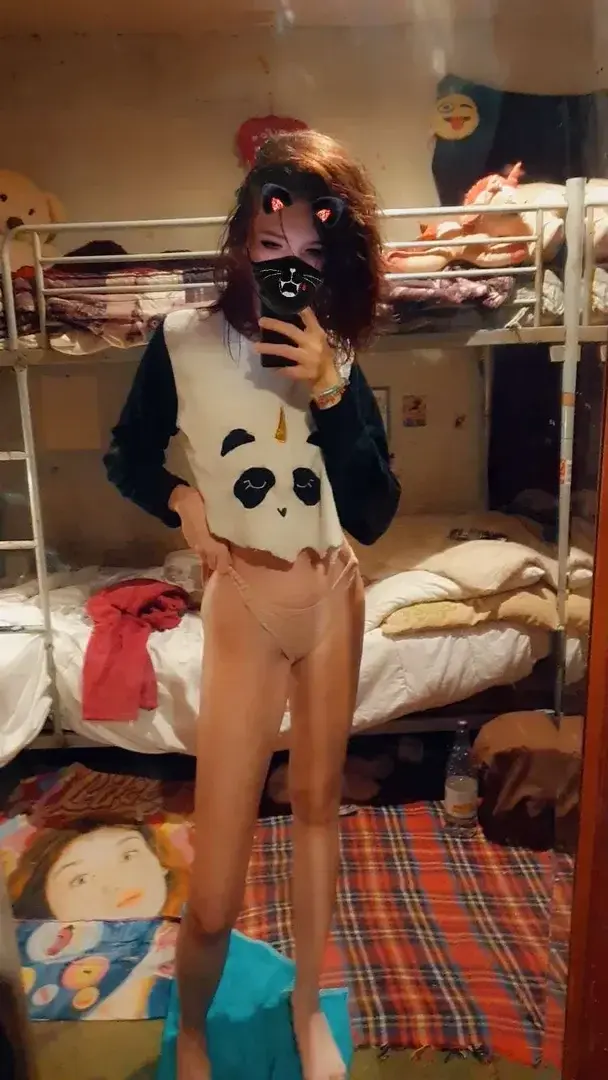 Leak public de Belle_mary — « description de la photo » (nude) sur MYM