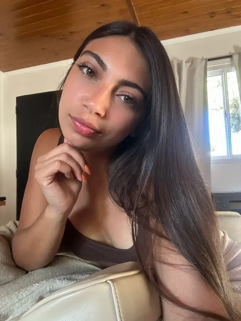 Leak & nude MYM — juliette_2ze : « Abonnement gratuit SANS CODE ☺️💋 » (MYM)