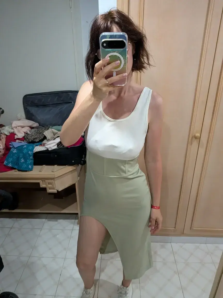 Je t'emmène dans ma valise ? 🤔💋Envoie moi un message je te montre plus encore 🔥