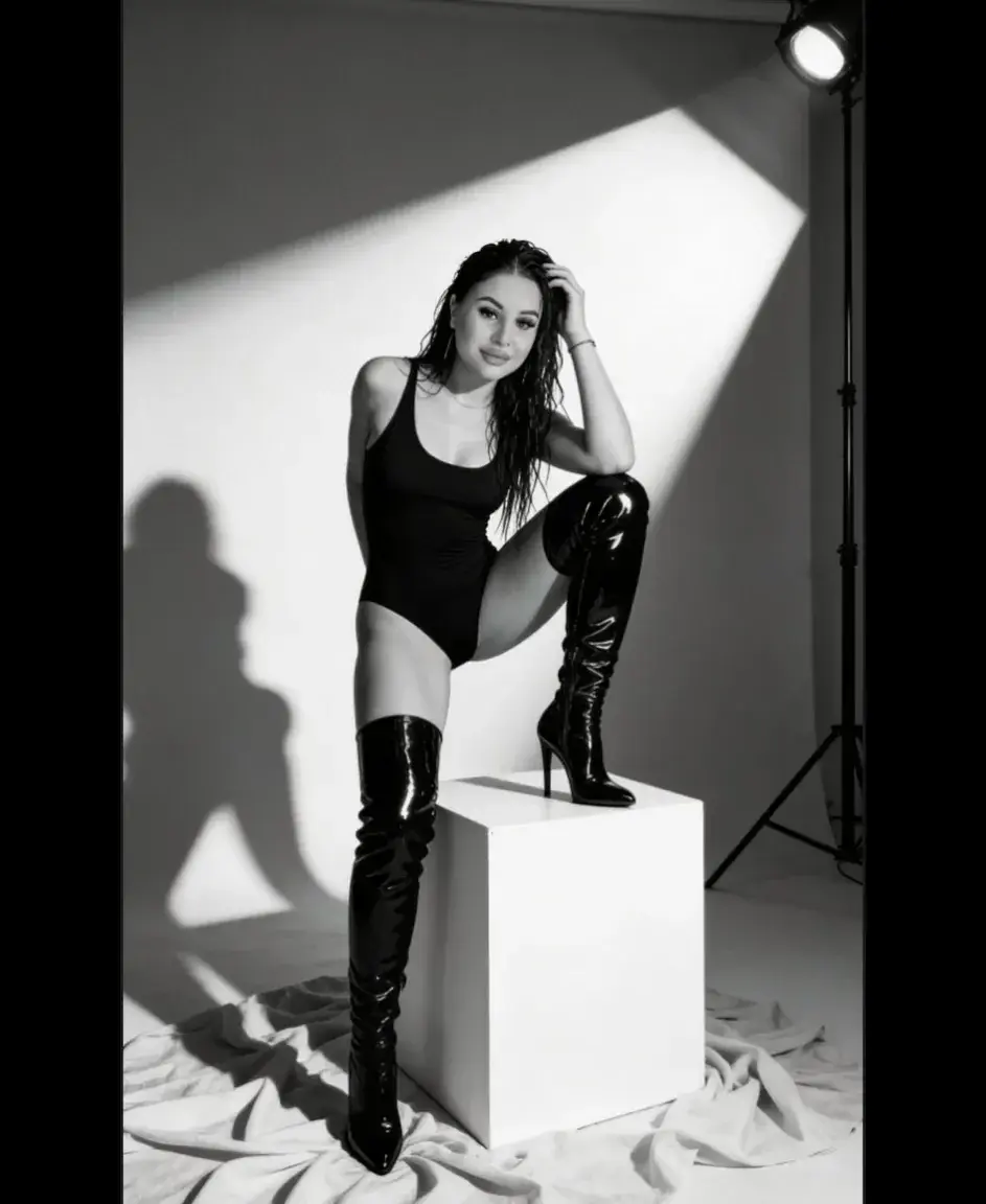 Inna33 - Photo exclusive MYM 1 | French Modèles