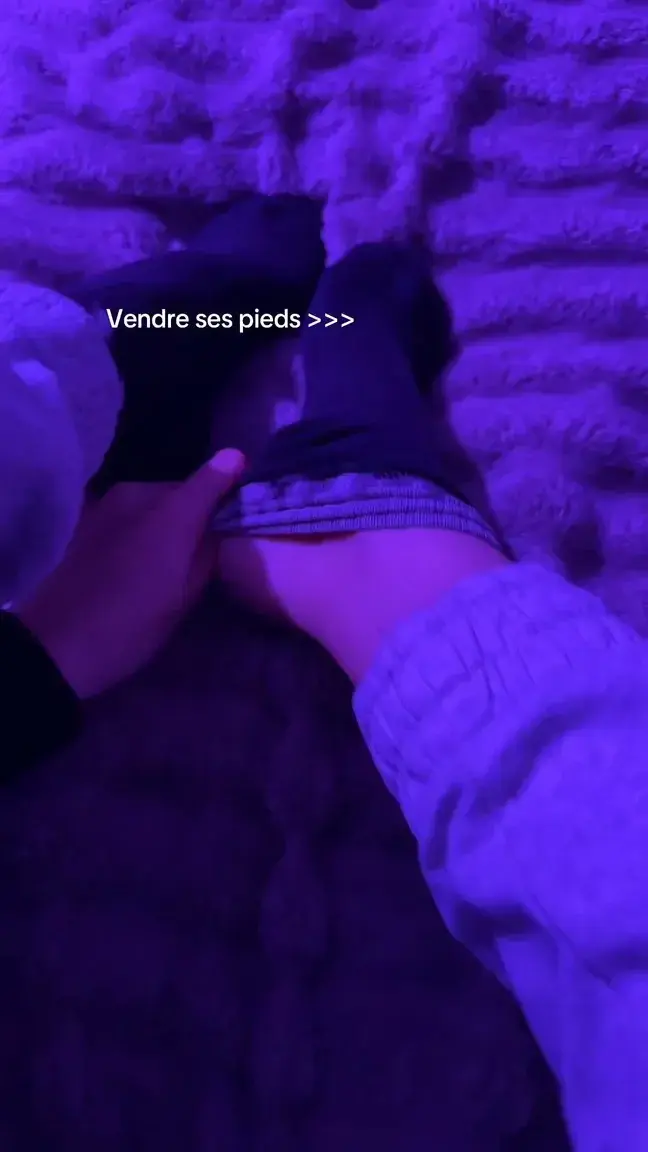 Leak & nude MYM — petitspieds_34 : « Faut pas hésiter à venir regarder sur mon profilJe peux vous permettre que vous ne serez pas déçu » (MYM)