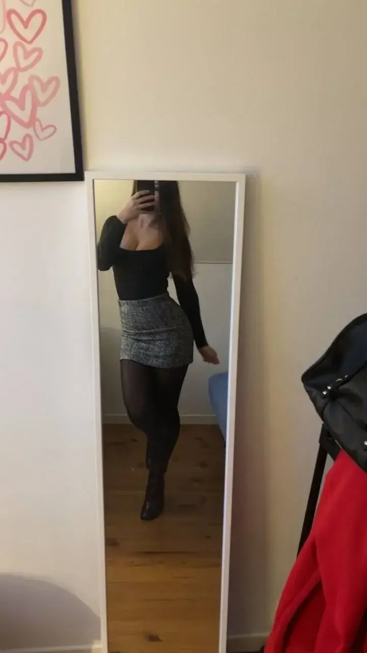 je suis discrète mais je marque les esprits 🤎(Abonnement gratuit sans code.)