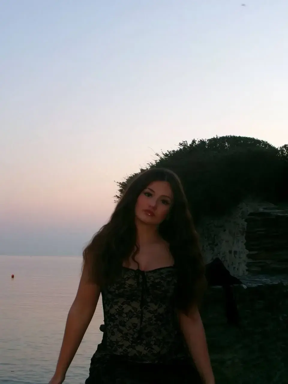 je peux garder ce haut ce soir ou tu veux que je l’enlève ? 😌(Abonnement gratuit sans code.)