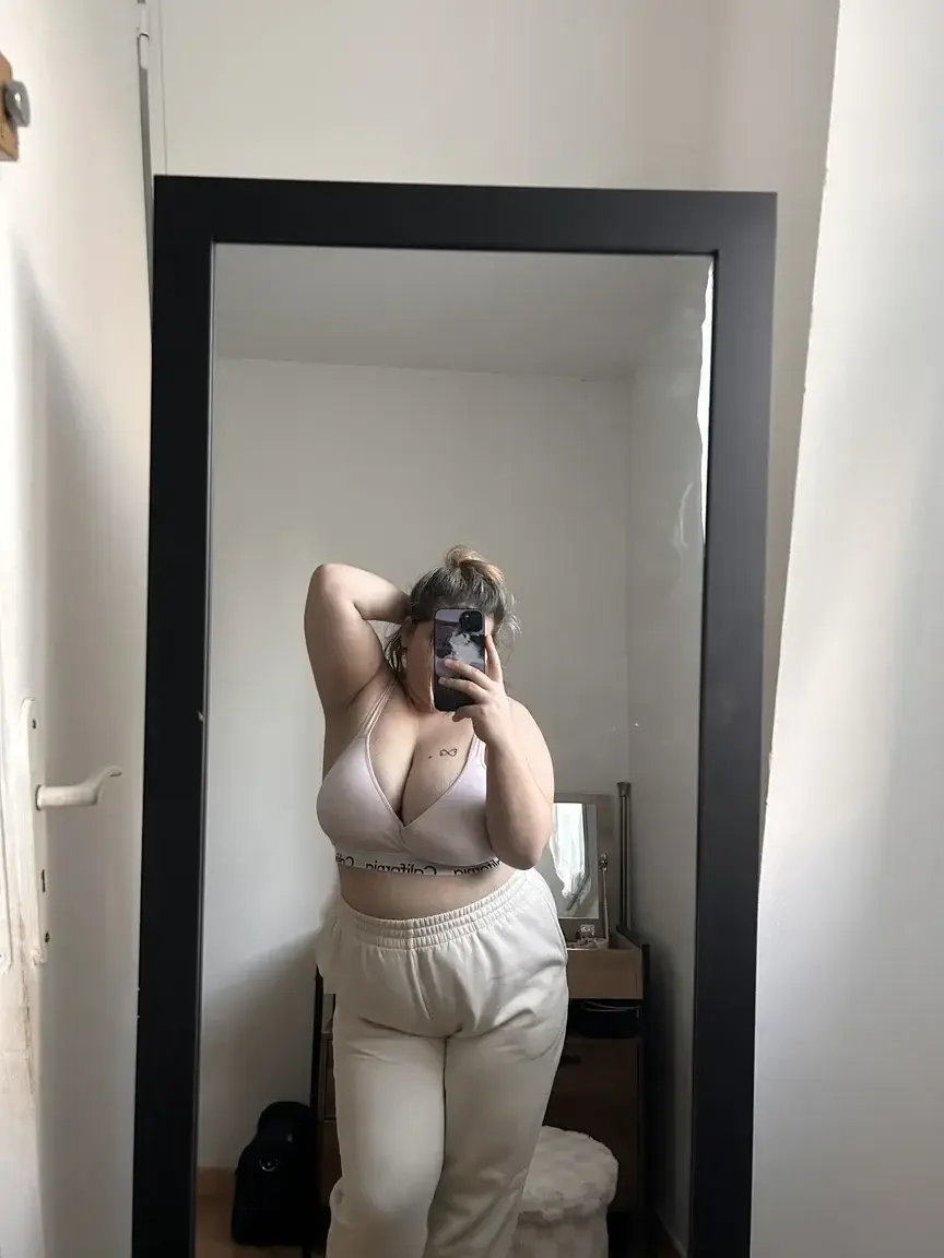 Kyty_love25 - Photo exclusive MYM 2 | French Modèles