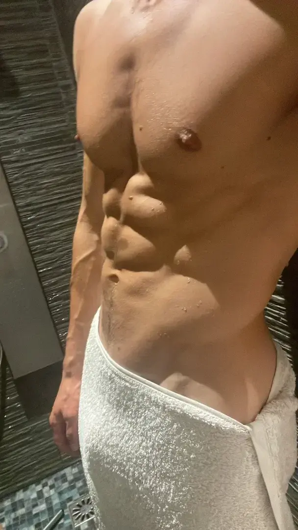 Leak & nude 1 — Monsterkoong