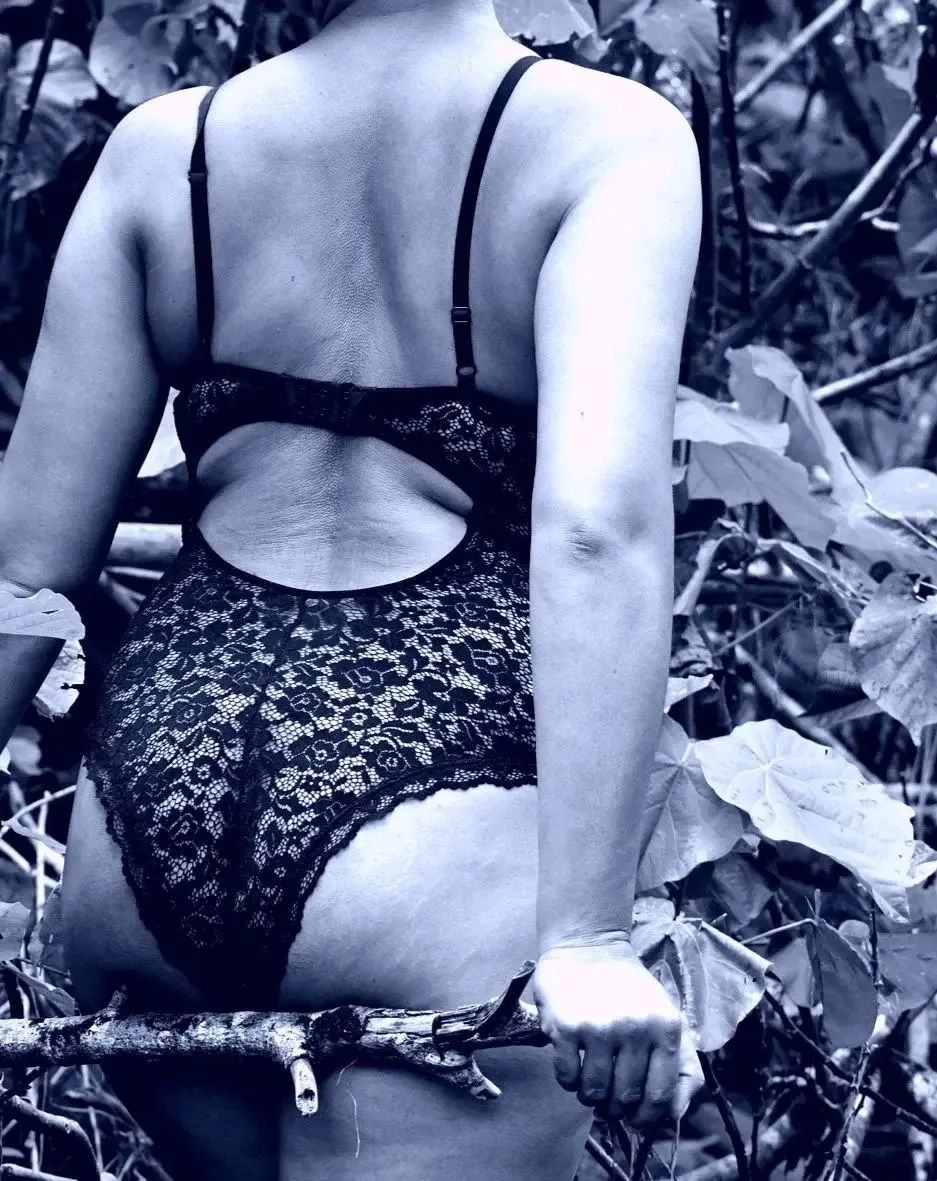 Leak & nude MYM — miritahiti : « Shooting sauvage hier 🌿La version complète est réservée à ceux qui aiment découvrir chaque détail… 🔒🔥 » (MYM)