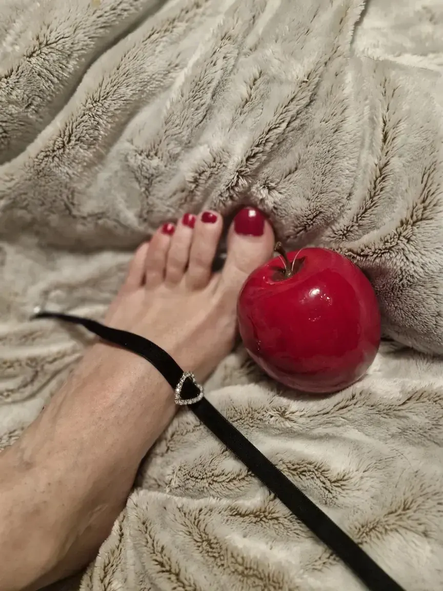 Leak & nude 2 — Bonnie_pied_paris