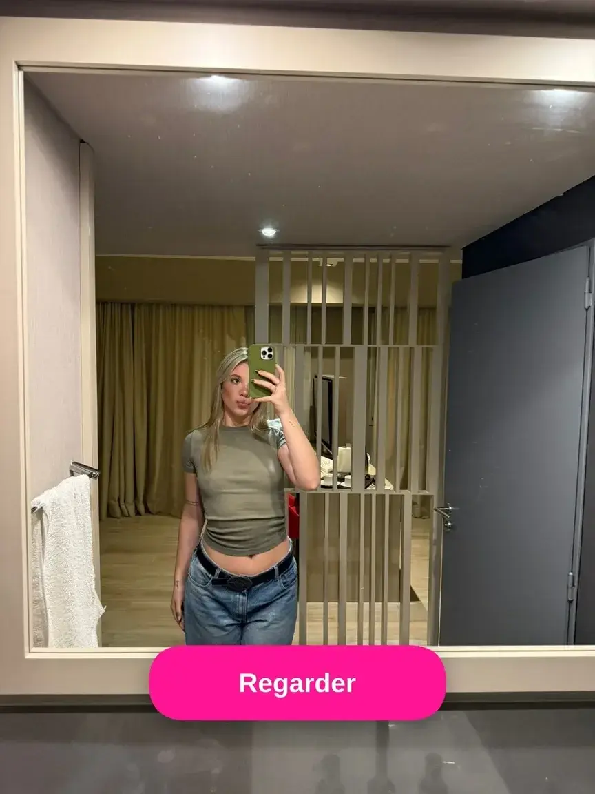 abo gratuit ce soir bb like + écris “salée” et j’te donne 2 photos que j’ai jamais osé poster.