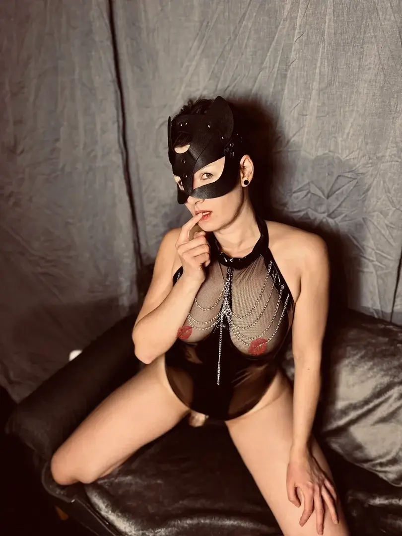 I was a little naughty yesterday.Good morning 😏