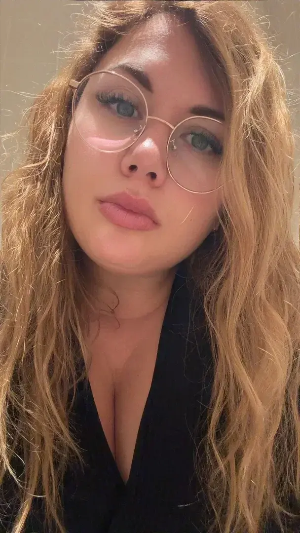 Leak & nude 6 — lara_tentation