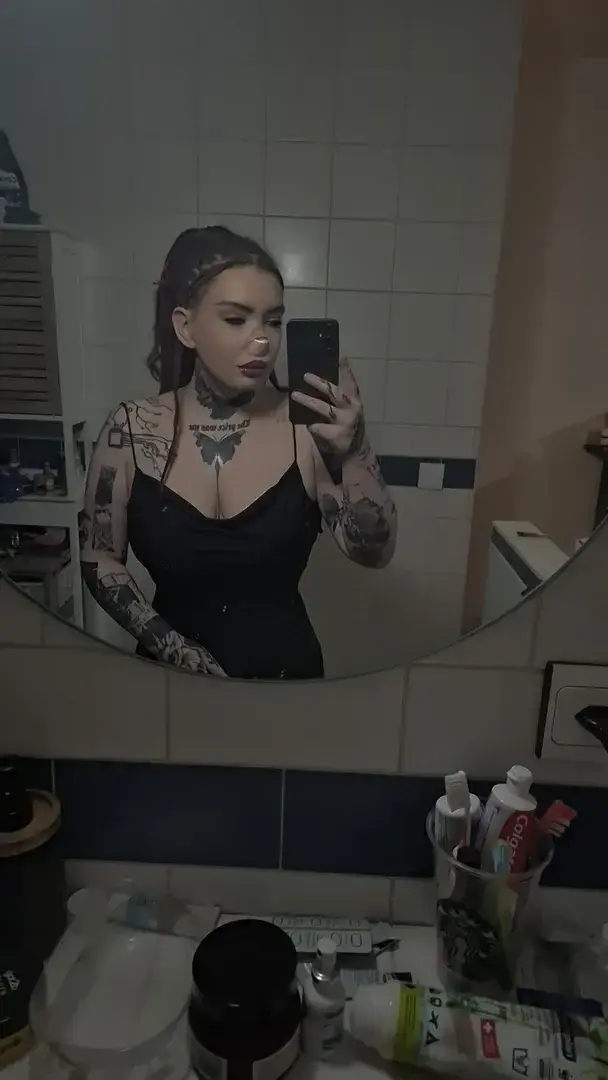 Leak & nude 5 — Dahliaa_d