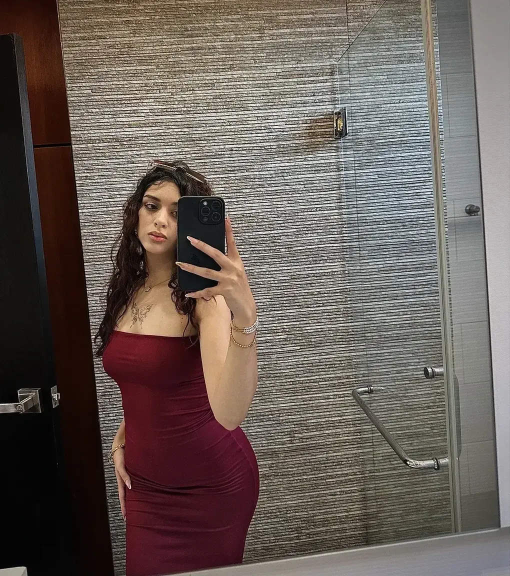 Abonnement gratuit viens privée j'ai un cadeaux pour toi ! 🥰