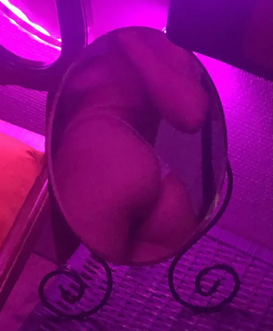 Leak & nude 2 — Salamandre