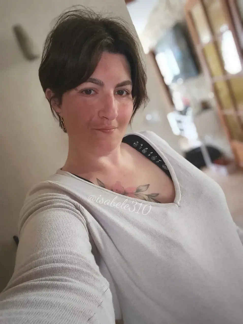 Leak & nude MYM — Isabele3 : « média » (MYM)