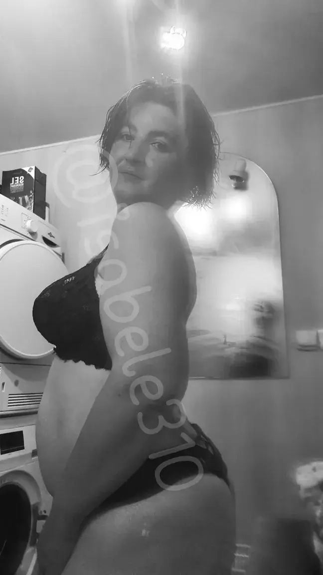 Isabele3 - Photo exclusive MYM 3 | French Modèles