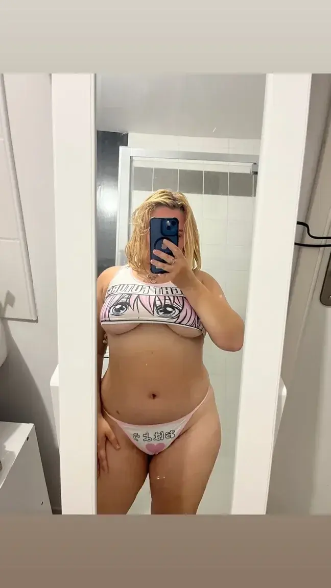 Leak & nude 1 — Nudedesir